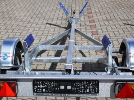 BA 550 L Bootstrailer 550 kg mit Langauflagen.jpg