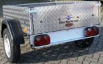TPV Kastenanhanger aus Aluminium Riffelblech.jpg