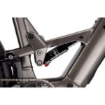 Adventr 10 low 9 1815420.jpg